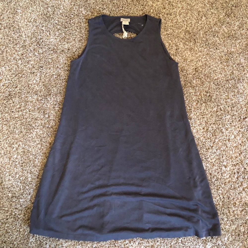 Grey sleeveless t-shirt dress